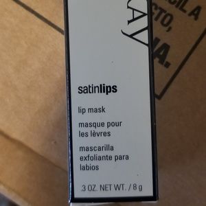 Satin Lips mask Mary Kay
